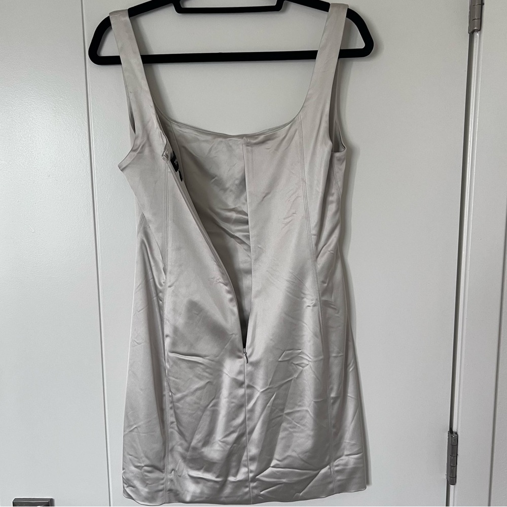 Aritzia TEN by Babaton Premiere Dress in Birch Color Size 8 - Picture 9 of 16